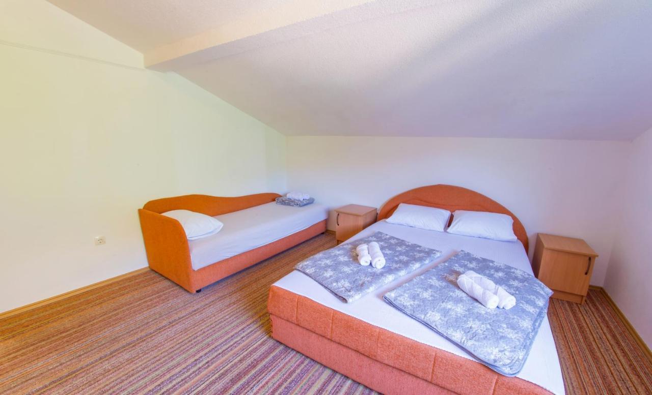 Holiday Home Narona Mostar Exterior foto